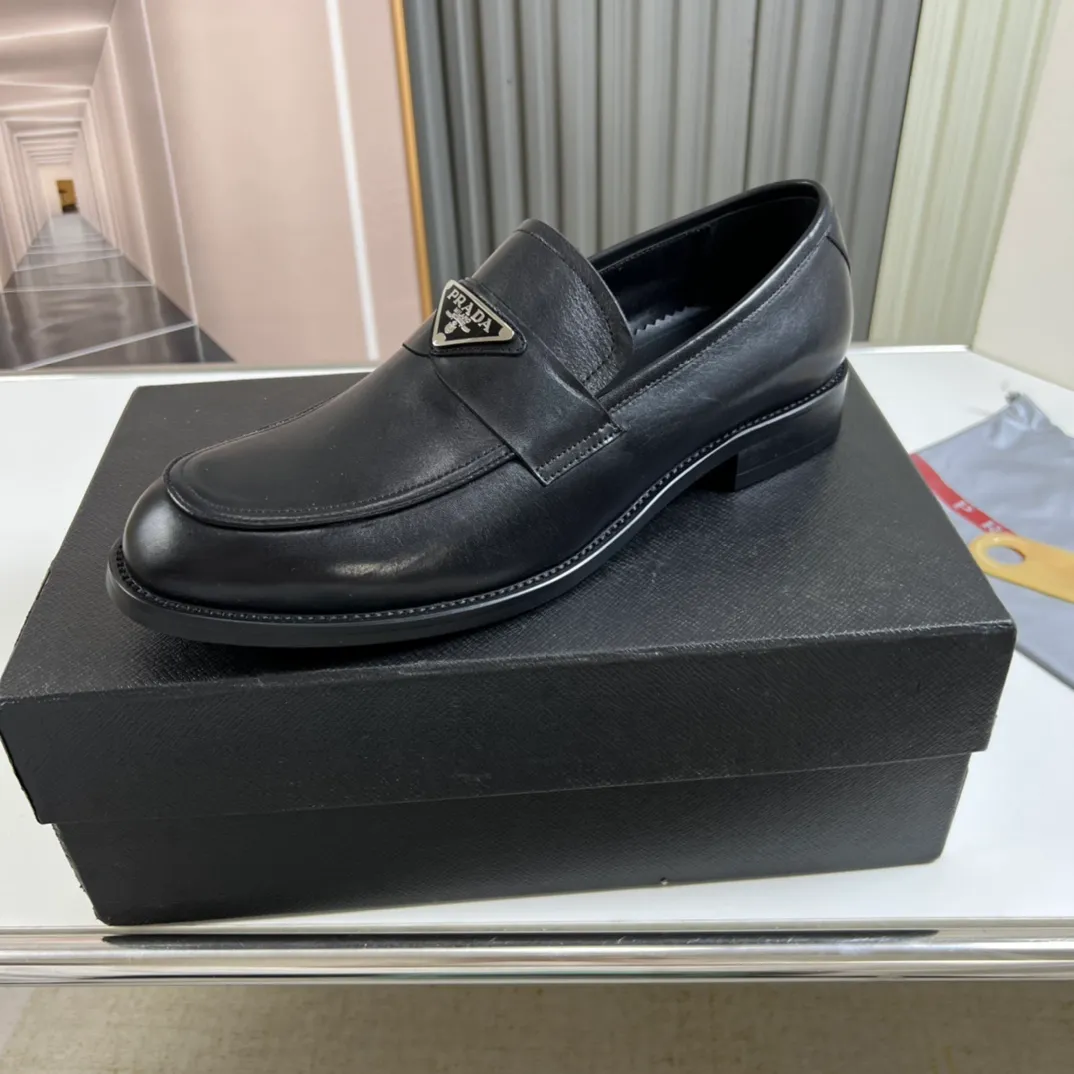 Men's shoes 💰520💰 Prada.PRADA men's business casual leather shoes, 1:1 shipment ⬆️Luxurious and noble 👞All imported original brand leather materials, just to create a more comfortable wearing experience, upper: original cowhide ➕Imported full cow lining, original outsole ✔️36-45 (45 non-returnable)
